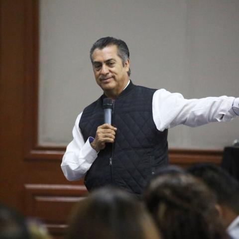"El Bronco" 