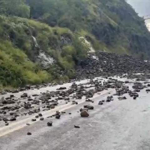 Carreteras estatales sin riesgos de deslaves, garantiza Protección Civil 