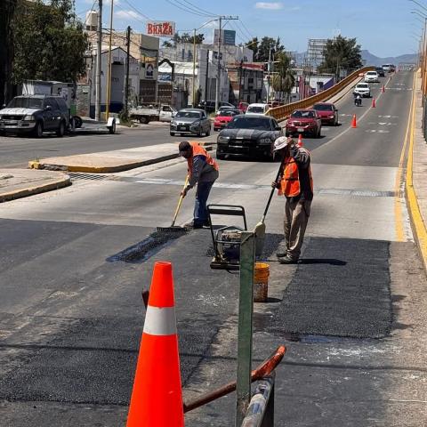 Labores de bacheo del Municipio de Aguascalientes 