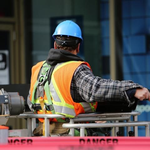CONCANACO se opone a jornada de 40 horas; ‘se debe pagar por hora productiva y no laboral’, indica