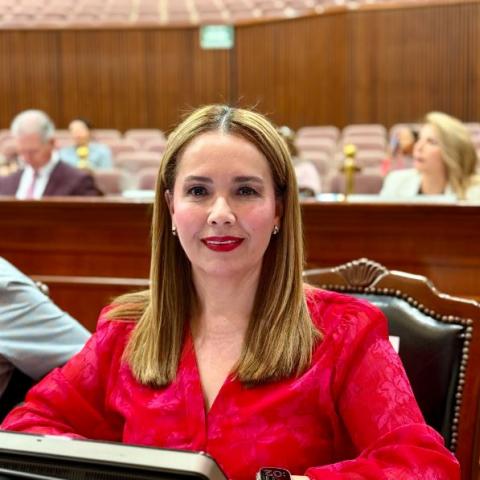 Elizabeth Montoya 