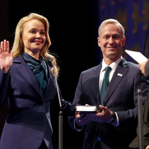 Helena Moreno asume como la primera alcaldesa latina de Nueva Orleans