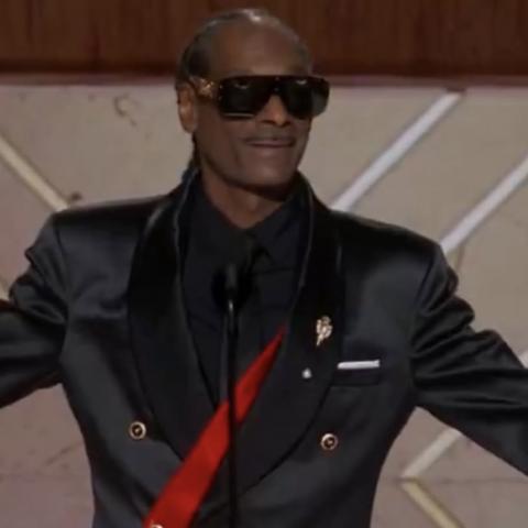 Censuran a Snoop Dogg en los Globos de Oro tras admitir que estaba drogado