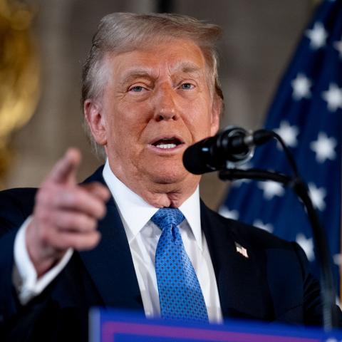 Trump modifica estrategia federal ante protestas tras muertes en Minneapolis