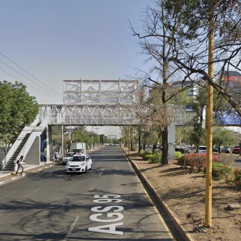 Av. Universidad 