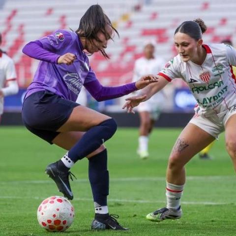 Centellas 0-2 Chivas 