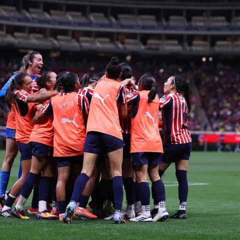 CHIVAS VS AMÉRICA FEMENIL