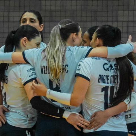 Leonas 2-3 Gigantes