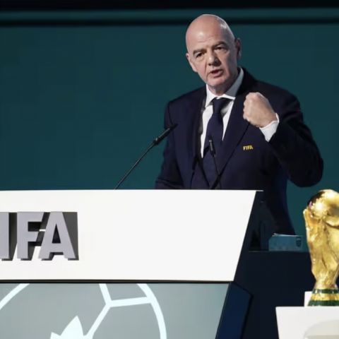 INFANTINO IRÁN