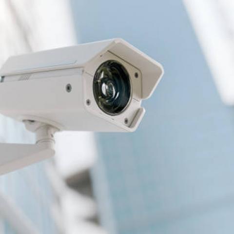 Morena se opone a la conexión de cámaras al C4 y tacha de presunto espionaje