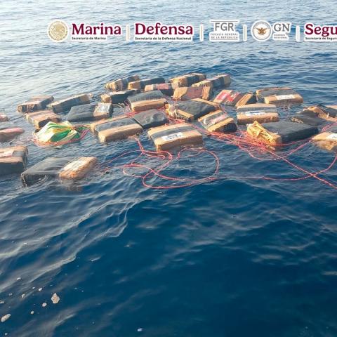 Marina asegura más de 2 toneladas de cocaína en Oaxaca