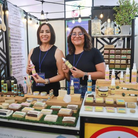 Productos Hecho en Aguascalientes se posicionaron en la FNSM 2026