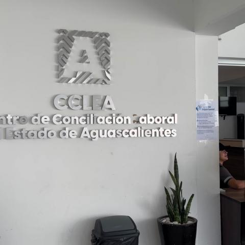 Se prepara Centro de Conciliación para recibir reclamos por empleos en FNSM