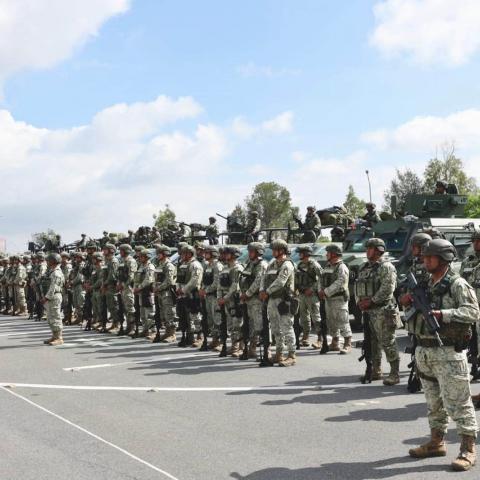 Envían a 400 militares a Zacatecas tras hallazgo de diez cuerpos 