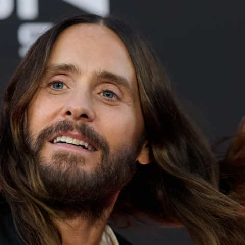 Jared Leto enfrenta graves acusaciones por presunta conducta sexual inapropiada con menores
