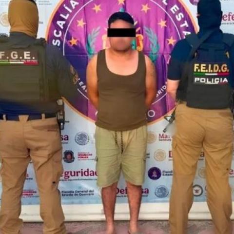 Excomisionado detenido