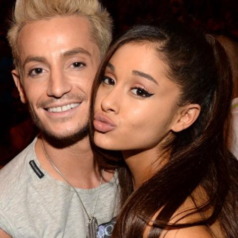 Medio hermano de Ariana Grande sufre conmoción cerebral tras accidente en pleno musical de Broadway