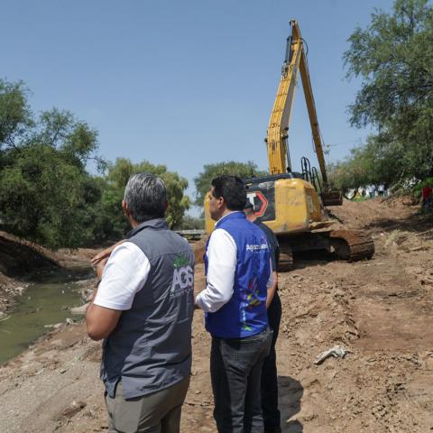 Leo Montañez lleva a cabo acciones permanentes de mantenimiento en apoyos por temporada de lluvias