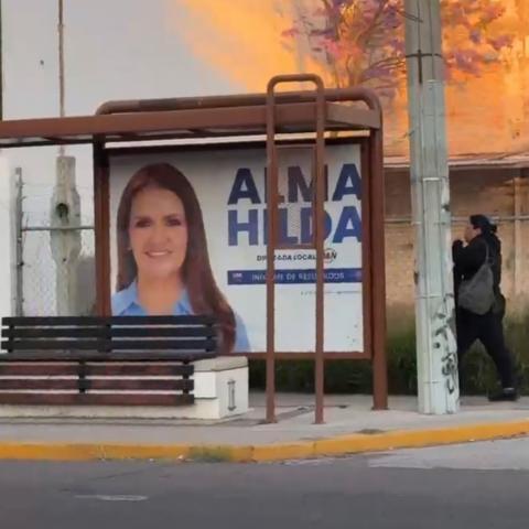Oposición y cogobierno en contra de publicidad de funcionarios en la ciudad; advierten denuncias
