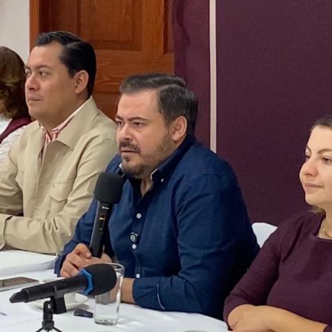 Se deslinda Morena de presuntos ladrones con chalecos del partido