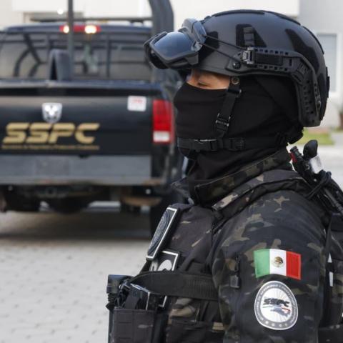 Policia