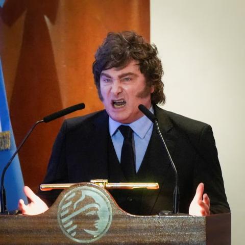 Milei acusa a México y Brasil de financiar campaña "antiargentina"