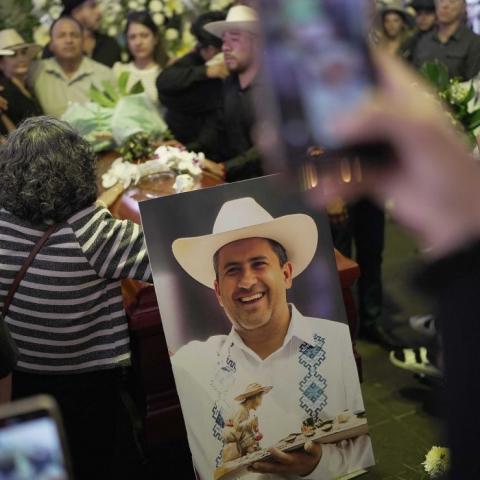 Detienen al "R1", presunto autor intelectual del asesinato del alcalde Carlos Manzo