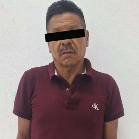 Al revisar el celular, no solo había fotografías de las mamás, también de algunas niñas