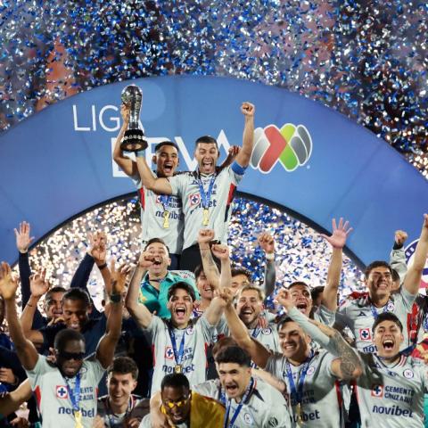 cruz azul sin estadio