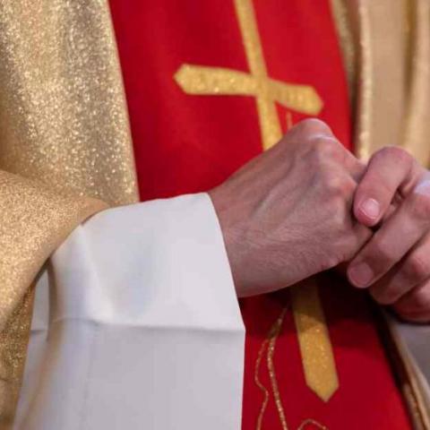 Procesan a sacerdote acusado de abusar sexualmente de una menor en Ciudad de México _