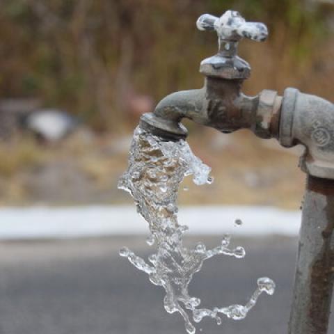 MIAA busca empresa para hacer cobros y cortes de agua a usuarios morosos