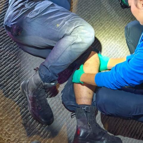 El motociclista resultó lesionado y fue trasladado al IMSS; el automovilista quedó a disposición de las autoridades para determinar responsabilidades