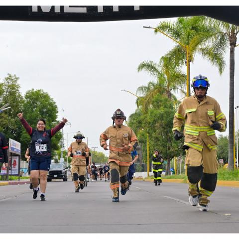 Se lleva a cabo la primera Carrera Atlética por el Día del Bombero 2026