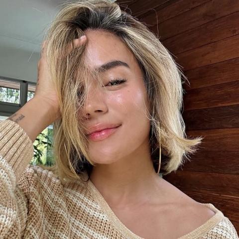 Karol G ofrece ayuda con su fundación a los afectados por el sismo en Colombia 
