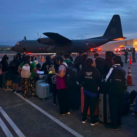 Repatrían a 36 mexicanos tras el terremoto en Colombia
