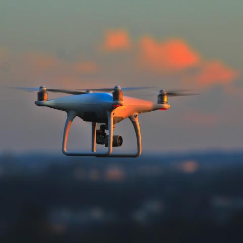 Dron 
