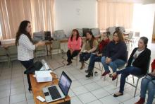 Capacitan a maestros para el programa Escuela Bilingüe