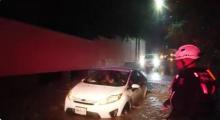 NL sufre... ahora por inundaciones; suspenden clases y piden hacer home office