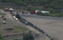 Tráiler con migrantes en Texas 