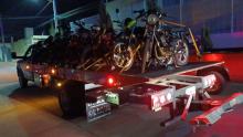 Motos