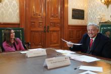 AMLO y Judith McKenna 