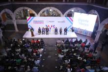 Entregan apoyos económicos a 90 comerciantes de la México