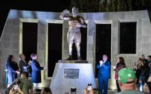 Canelo Estatua