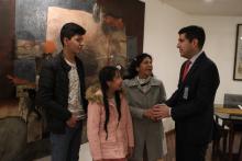 Arriba a México familia del presidente depuesto Pedro Castillo