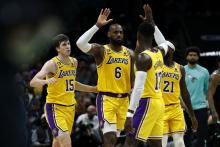 Lakers vs Hornets 2023