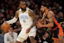 LAKERS VS KNICKS