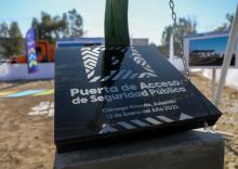 Colocan primera piedra de la aduana de seguridad que estará en Asientos