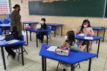 Cubrebocas en escuelas