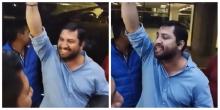 Julión cantando en un autobús en el aeropuerto de Guadalajara 