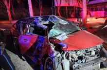 El conductor del auto, fue trasladado todavía con vida al HGZ 2 del IMSS en donde más tarde se confirmó su deceso